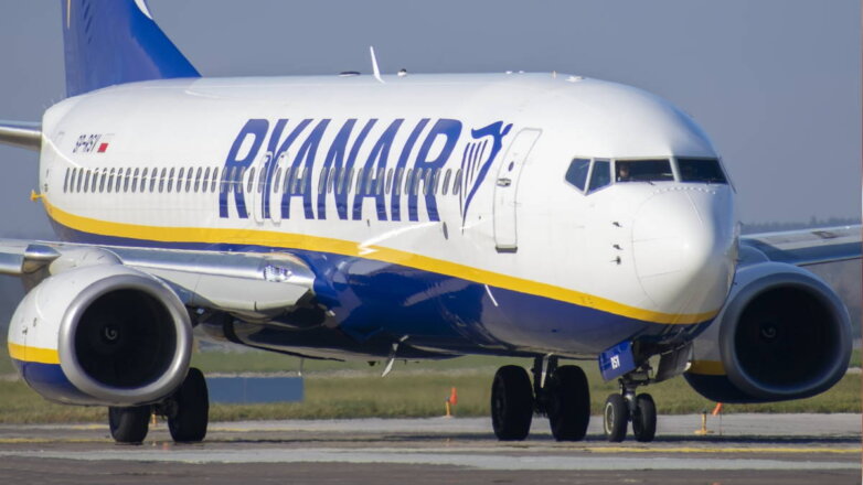 Слухи об "агентах КГБ" на борту рейса Ryanair опроверг премьер Греции Мицотакис