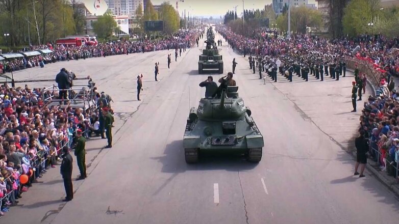 Большой парад Победы прошел 9 мая в Свердловской области