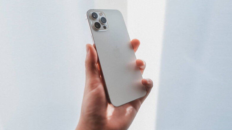 Самый дорогой iPhone ощутимо подешевел в России