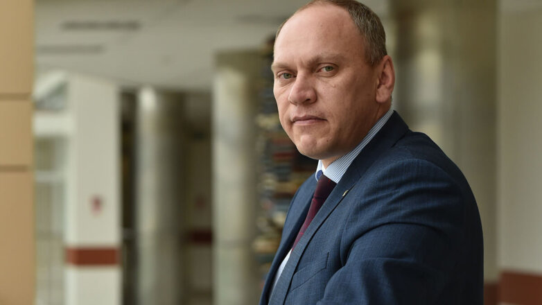  Вячеслав Лапин: "Мы с нашими студентами на одном корабле"