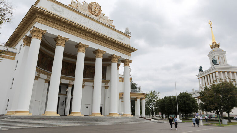 На ВДНХ закрыли детские площадки, аттракционы и вейк-парк