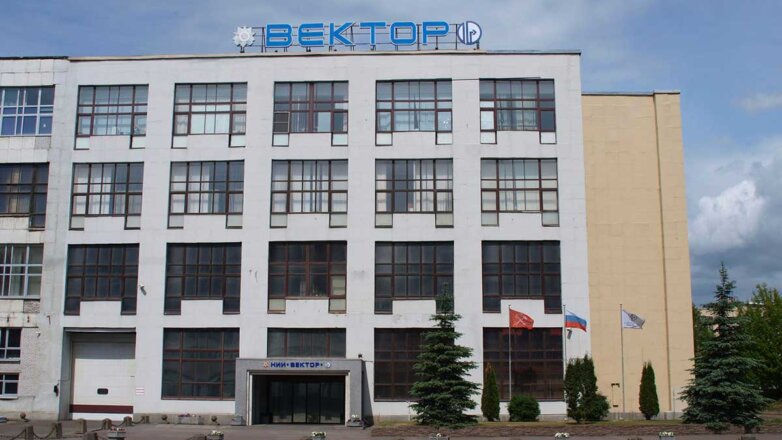 Вероятность появления особого "московского штамма" COVID-19 оценили в "Векторе"