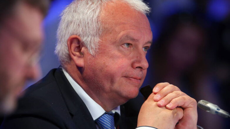 Политолог: "большая семерка" "зализывала раны" перед встречей Байдена и Путина