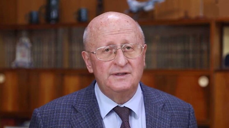 Гинцбург оценил эффективность "Спутника V" против "московского" штамма COVID-19