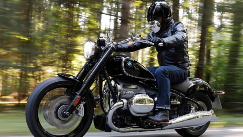 СМИ: BMW может превратить круизер R18 в мотоцикл для начинающих