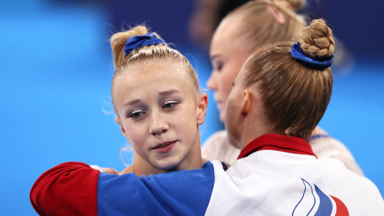 Гимнастки впервые принесли России золото Олимпиады в командном многоборье