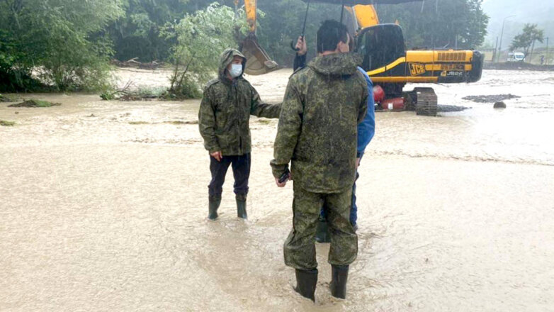 Подтопленные дома, возможная эвакуация, прогнозы синоптиков. Главное о ситуации в Сочи