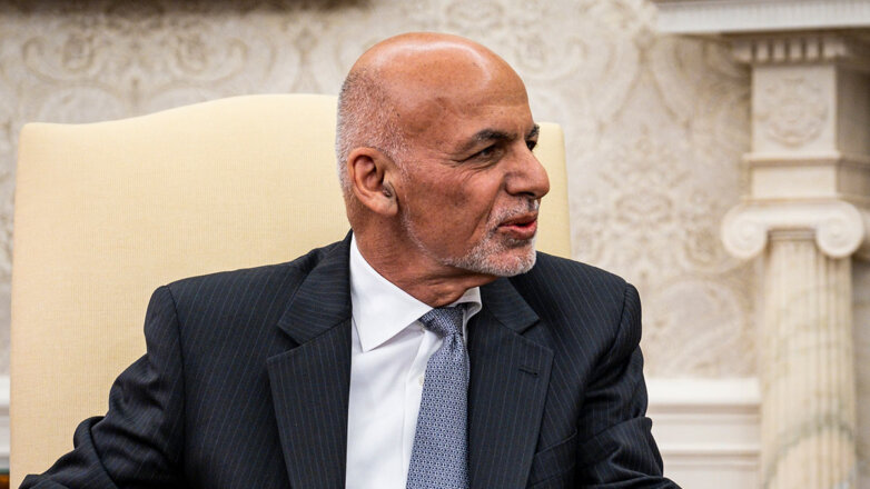 СМИ: МИД ОАЭ подтвердил, что Ашраф Гани с семьей находятся в стране