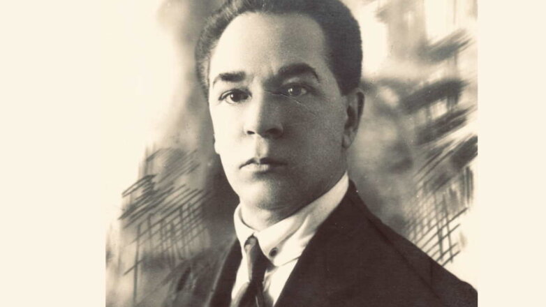 Вышел дебютный роман Михаила Логинова "Эликсир для избранных"