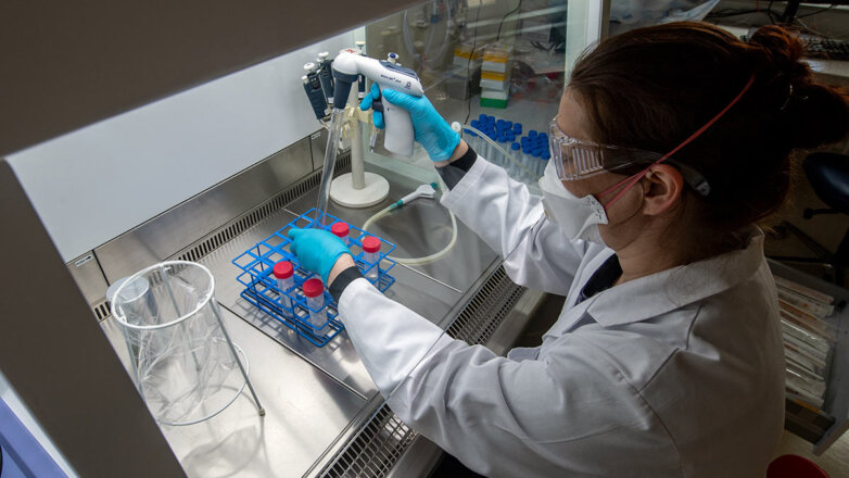 Минздрав разрешил клинические исследования детской вакцины от COVID-19