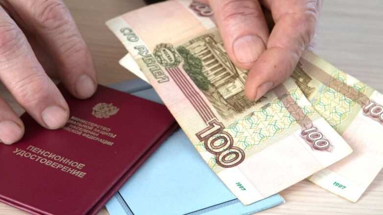 Россиянам не придется обновлять документы на выплаты после объединения ПФР и ФСС