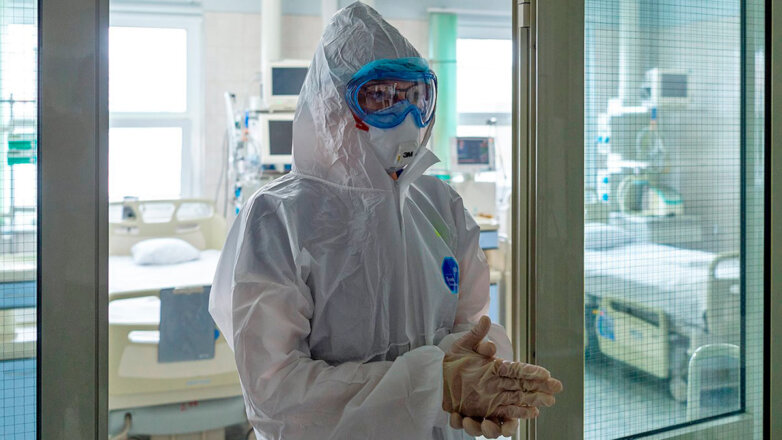 Кабмин одобрил единовременное пособие медикам за работу с COVID-19