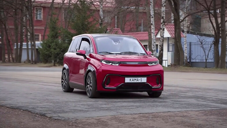 В КамАЗе назвали сроки выхода российского кроссовера с электродвигателем