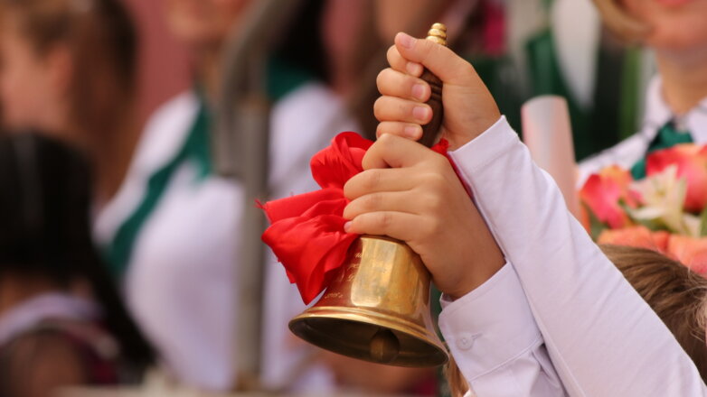 «Кузбассразрезуголь» помог детям сотрудников подготовиться к школе