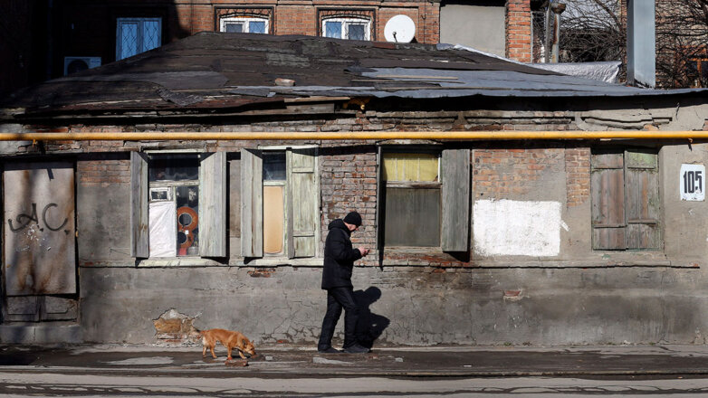 Кабмин поможет регионам РФ досрочно завершить программу переселения из аварийного жилья