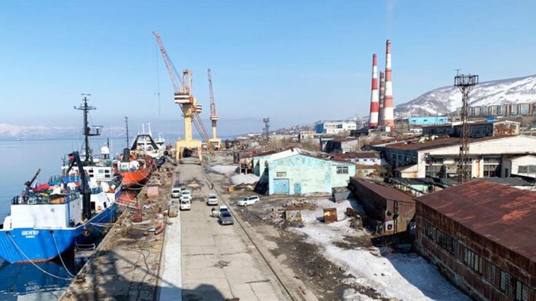 Уплывший причал