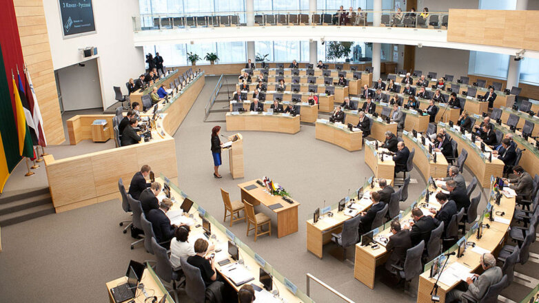 В Литве задумались о разовых разрешениях на транзит цемента в Калининград