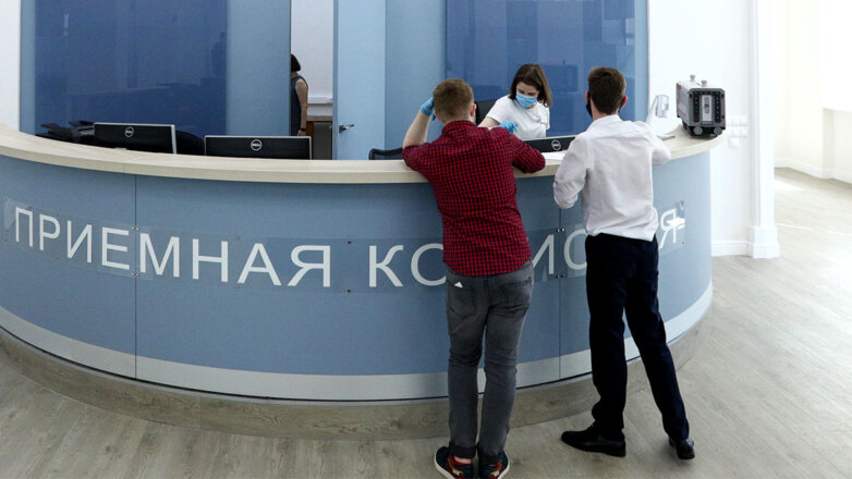 Минобрнауки утвердило список вступительных экзаменов в вузы