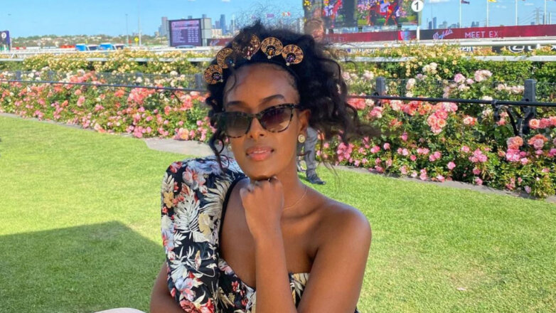 Девушка вычислила любовницу бойфренда по найденному в постели волосу