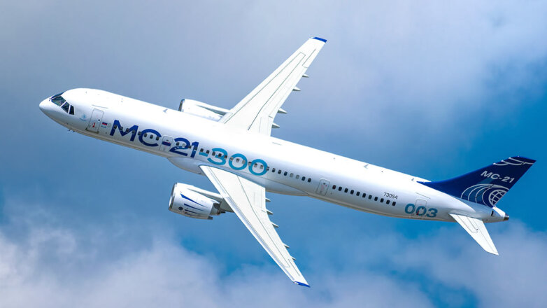 Авиалайнер МС-21-300 выполнил первый тренировочный полет в условиях гражданского аэропорта