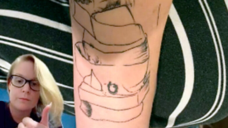 "Скажите, что это шутка": неудачное тату прославило блогершу в сети