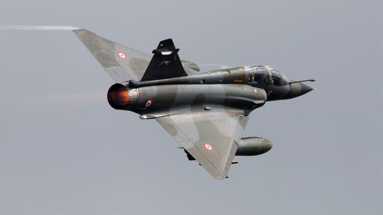 Российские Су-27 сблизились с французскими "Миражами" на минимальную дистанцию