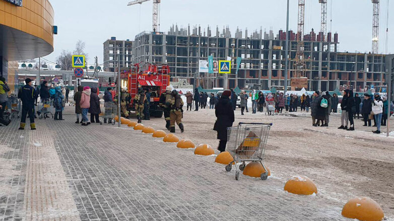 Еще один гипермаркет "Лента" загорелся в Томске