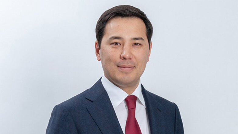 Два зятя Назарбаева покинули руководящие посты