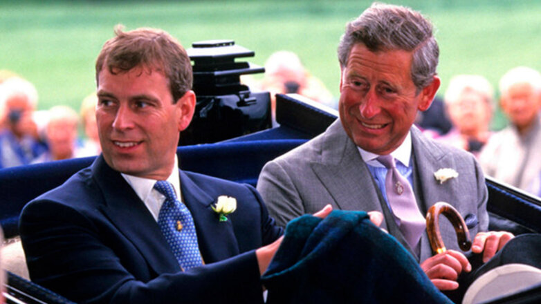 Горничная рассказала о странном конфликте принцев Эндрю и Чарльза