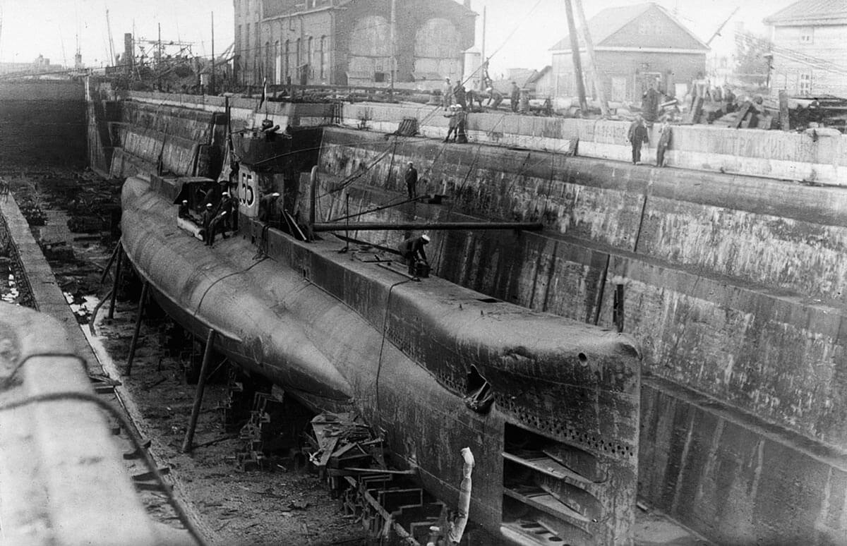 Английская подводная лодка L-55