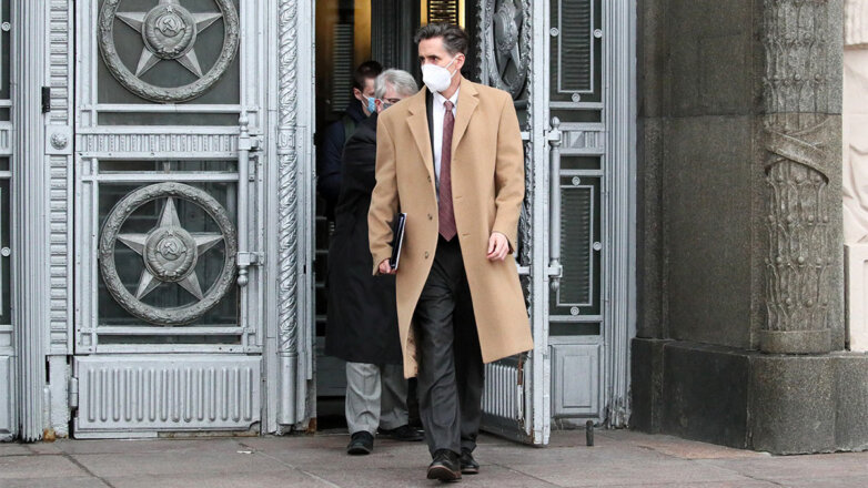 МИД России объяснил высылку зампосла США Гормана