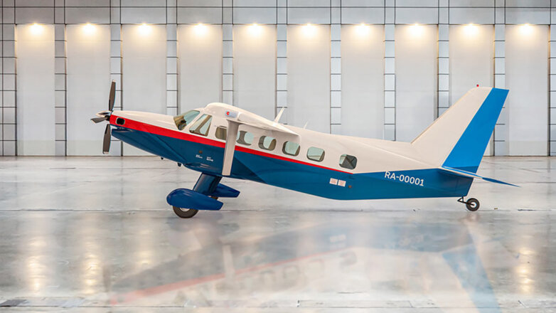 Трутнев раскритиковал сроки производства самолетов "Байкал"