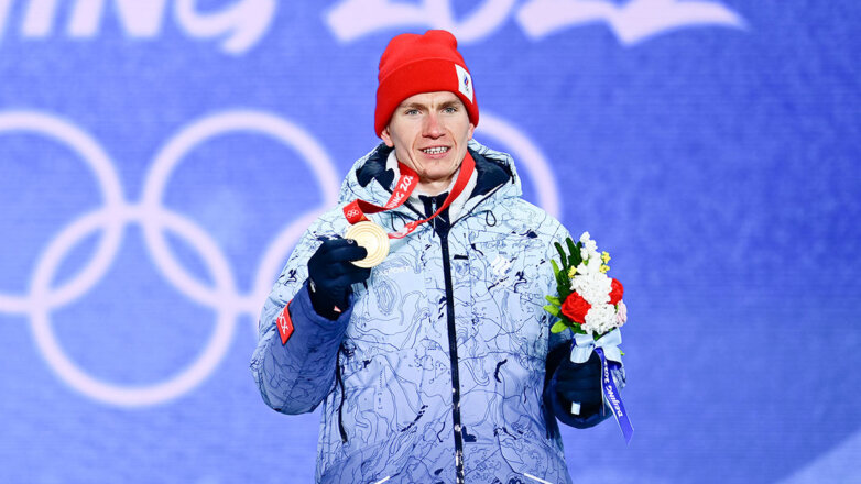 Большунов завоевал серебро в "разделке" на Олимпийских играх в Пекине