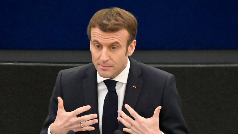 Протестующие фермеры в Париже прорвались на сельхозвыставку с участием Макрона