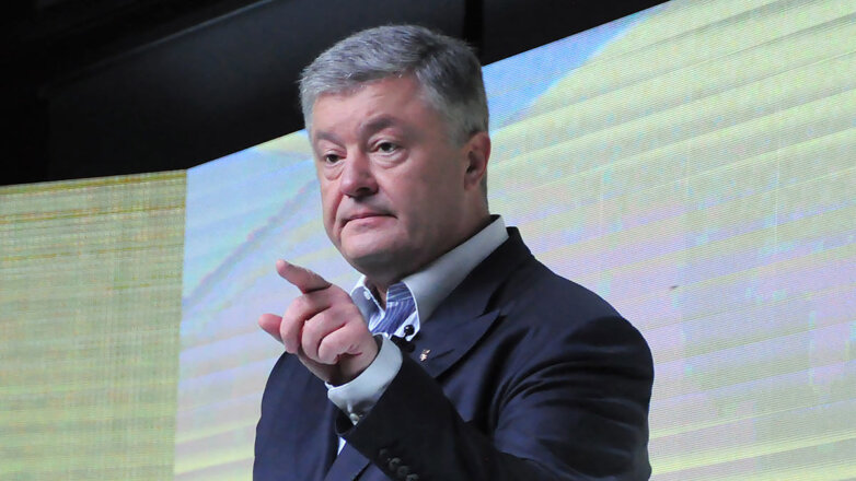 Порошенко не позволили покинуть Украину