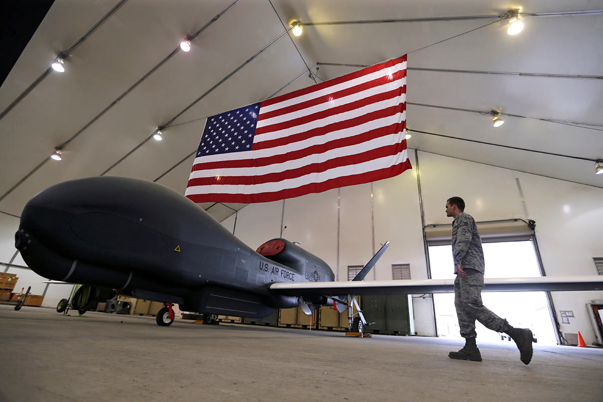 Беспилотный летательный аппарат RQ-4 Global Hawk