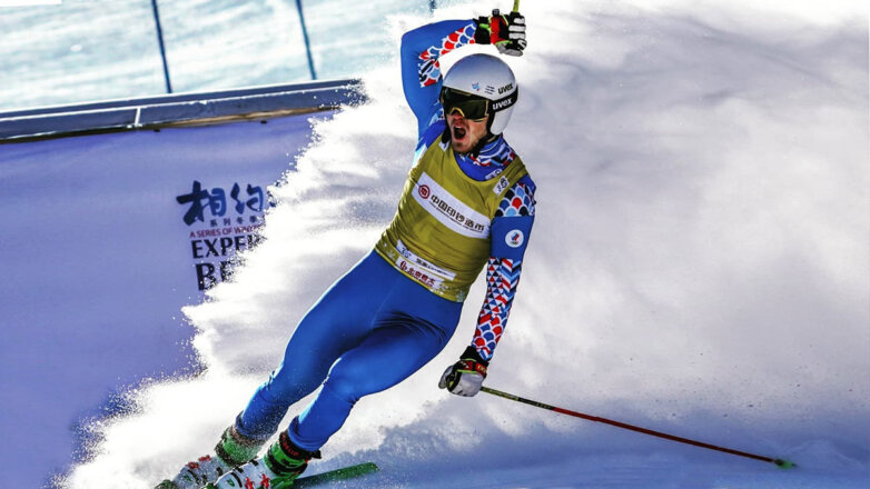 Российский фристайлист Сергей Ридзик завоевал бронзу на Олимпиаде в Пекине