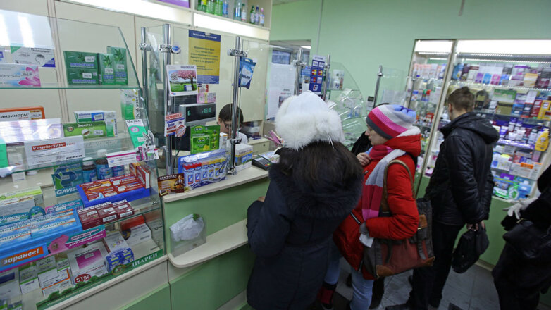 В правительстве считают временными трудности с лекарствами в России