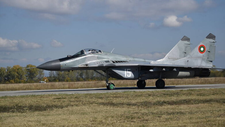 Болгария отказалась ремонтировать в России свои боевые самолеты