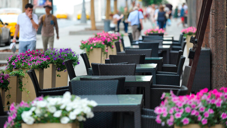 В Москве с 15 марта кафе и рестораны начнут готовить к открытию летние веранды
