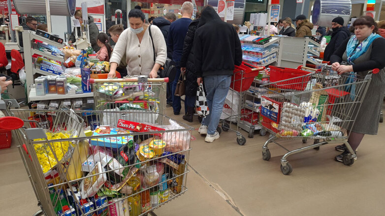 У россиян увеличились траты с началом спецоперации на Украине