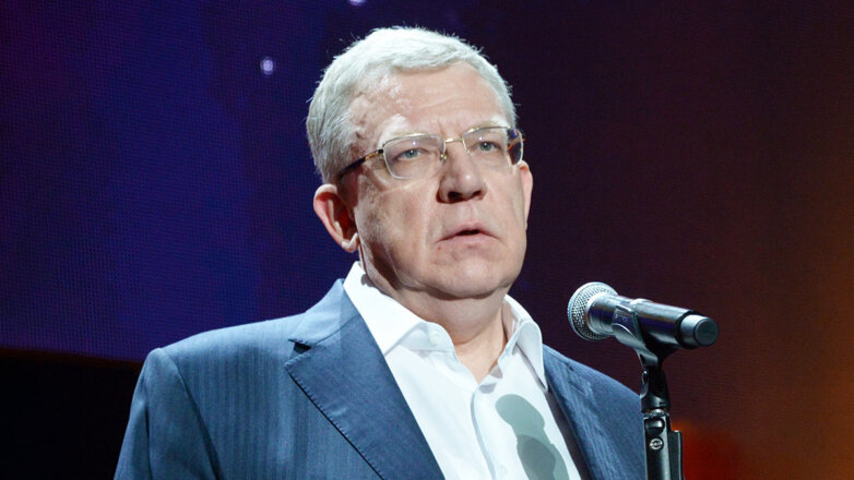 Минфин и Минэкономразвития ухудшили прогноз по ВВП России на 2022 год