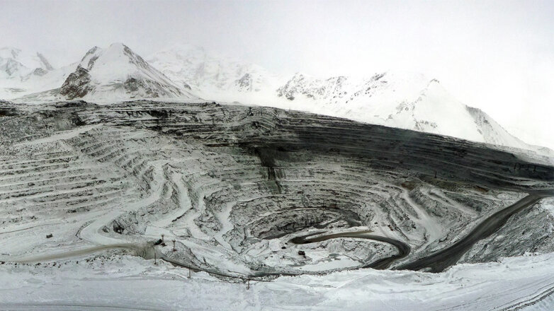 Золоторудное месторождение Кумтор в Киргизии полностью национализировали