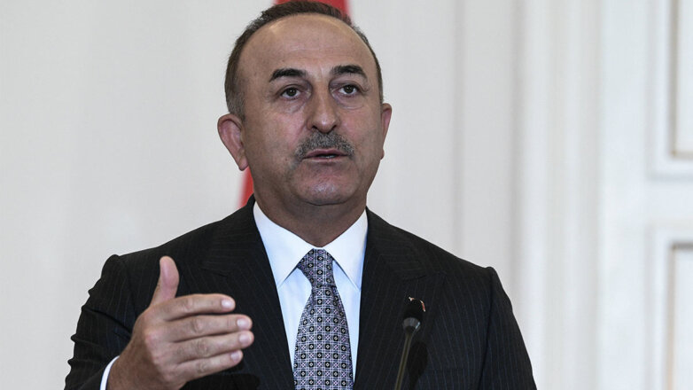 Глава МИД Турции надеется путем диалога устранить разногласия с Грецией