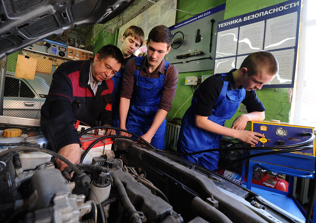 Обучение автомехаников