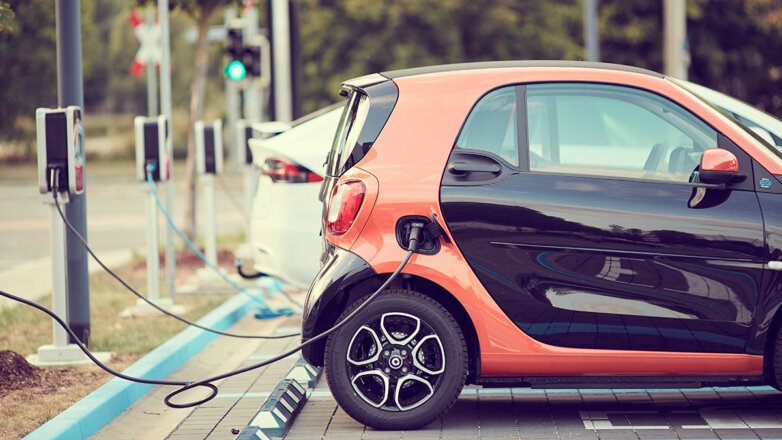 Большинство россиян не готовы пересесть на электромобили