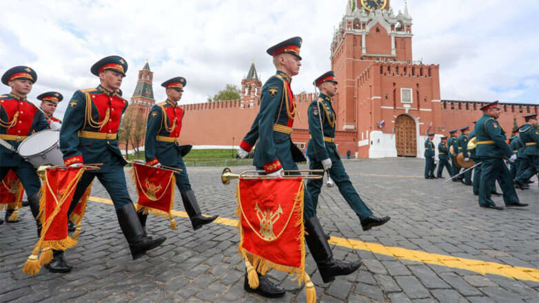 Парад Победы завершился на Красной площади в Москве