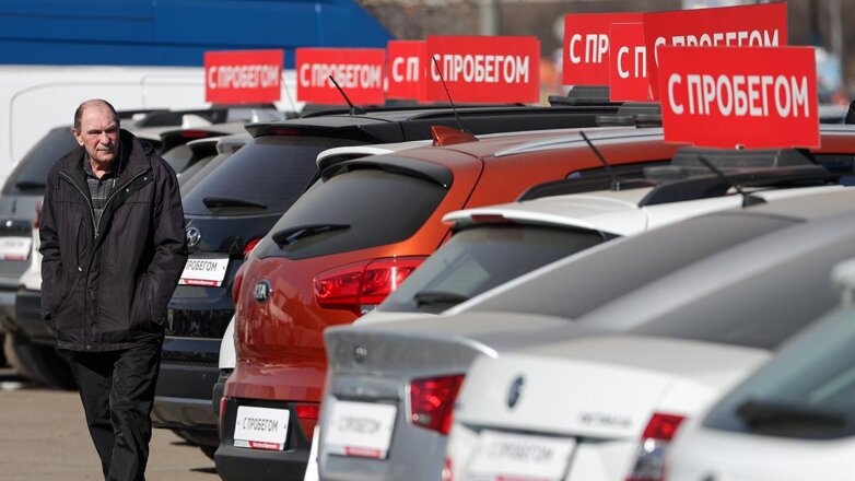 Названы автомобили с пробегом, которые чаще всего привозят в Россию