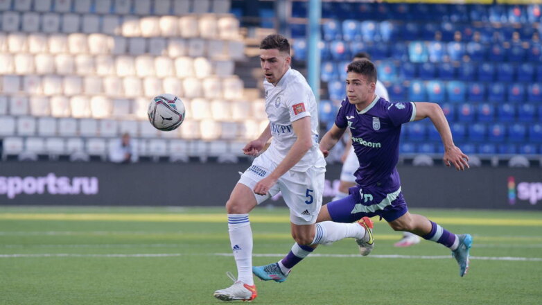 "Оренбург" обыграл "Уфу" и завоевал право выступать в Российской премьер-лиге