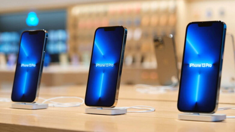 Названы самые продаваемые в мире смартфоны